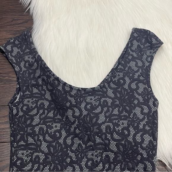 Garage | Top - Picture 5 of 5